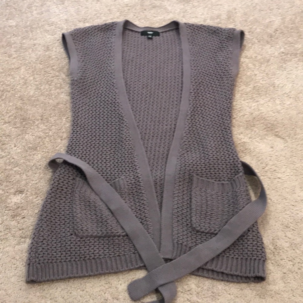 Mossimo sleeveless cardigan
